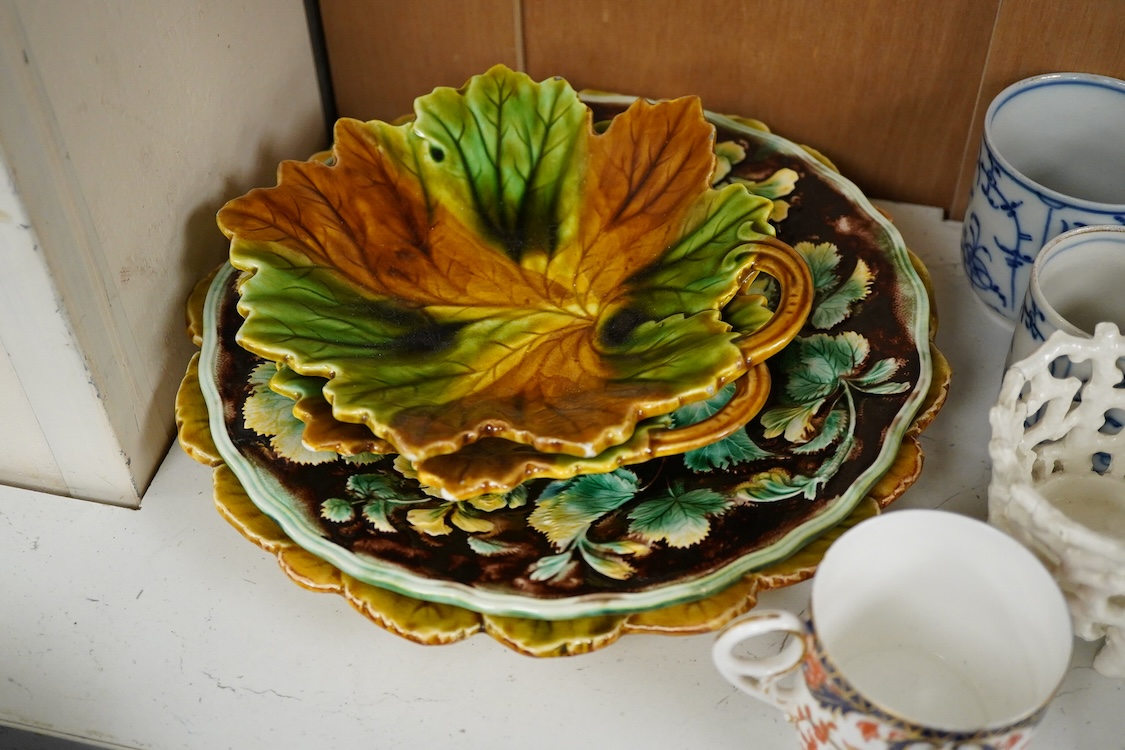 A quantity of 19th and 20th century mixed Continental china and porcelain, largest a comport 25.5cm wide.